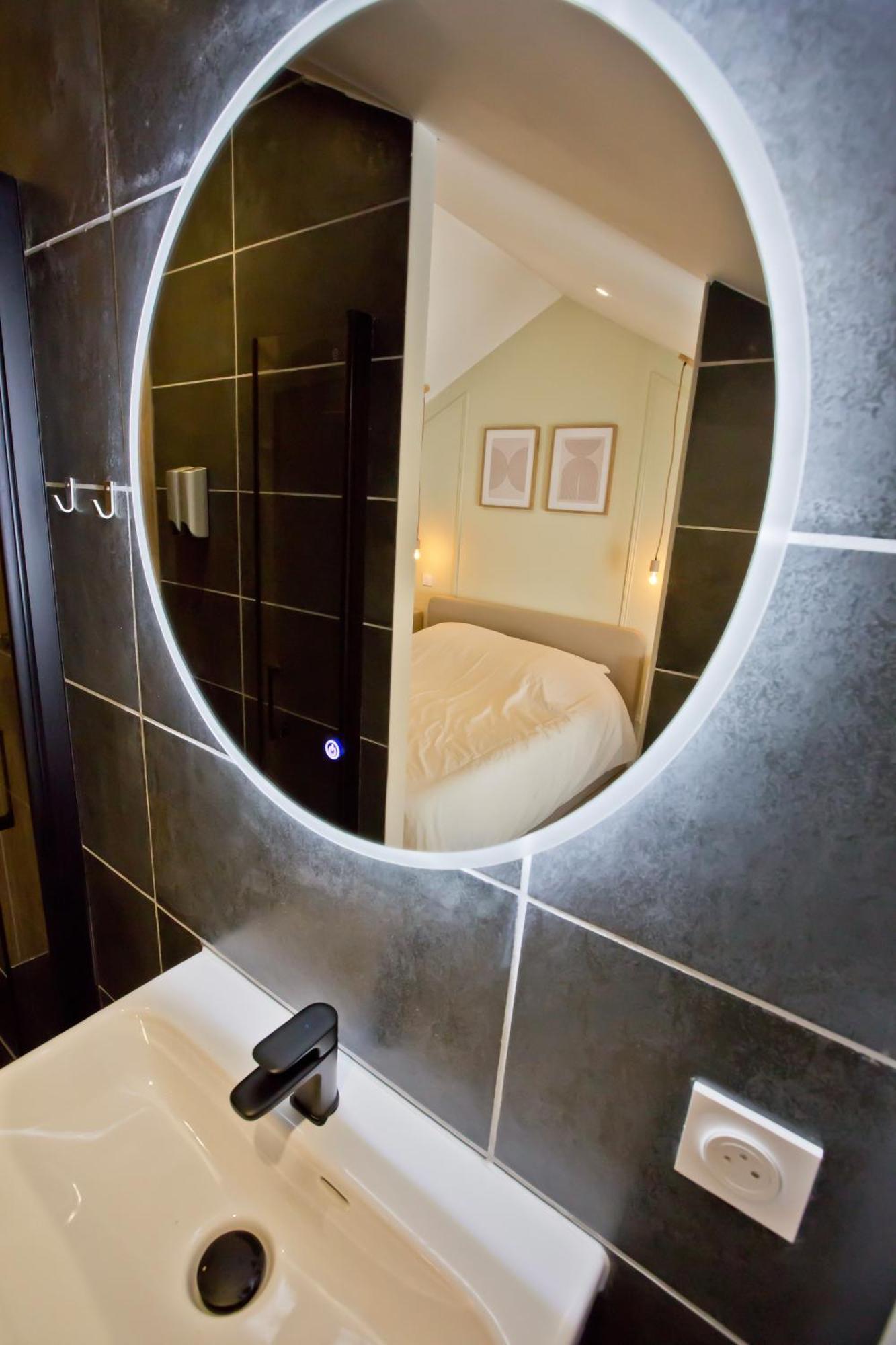 Montsejour - Magnifique T2 Avec Filet Suspendu Apartment ตาร์บ ภายนอก รูปภาพ
